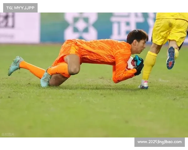 陈涛称深圳新鹏城尚未完全保级，全力迎战上海申花誓取关键积分